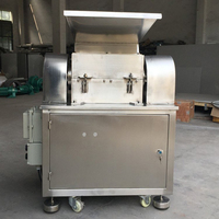 Industriële roestvrijstalen motor voor het vermalen van suikerriet, arabische gom, bladeren, matcha, zout en poeder voor voedselverwerking.