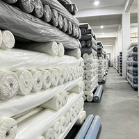 Vente en gros usine Tissu microfibre uni 100% polyester anti-décoloration poids moyen largeur 250CM pour l'ameublement et la literie