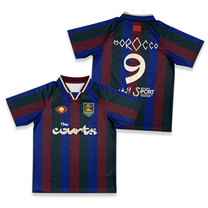 Camiseta de Fútbol Retro Clásica Personalizada OEM, Diseño de Impresión Digital Vintage, Logotipo de Moda, Cuello en V, Manga Corta, 100% - Product Image 1