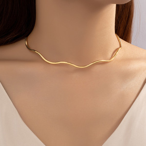 Haomi Vintage Gouden En Zilveren Minimalistische Golfkraag Hetzelfde Prachtige Temperament Zomerketting Sieraden Voor Unisex - Product Image 1