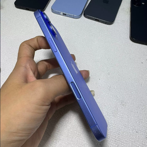 Venta al por Mayor <span class=keywords><strong>de</strong></span> <span class=keywords><strong>iPhone</strong></span> 16 Plus 256GB Ultramarine Desbloqueado, Smartphone con Chip A18, Cámara Dual, USB-C, Envío Rápido, Proveedor Mayorista - Product Image 4