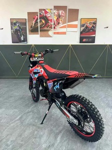 Moto d'occasion <span class=keywords><strong>Hua</strong></span> <span class=keywords><strong>Yang</strong></span> T4 300cc avec moteur puissant et vitesse maximale >80 km/h - Product Image 6