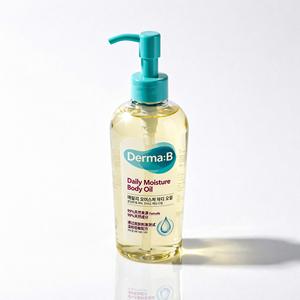Derma:B Aceite Corporal Hidratante Diario 300 ml, Fórmula K Beauty, Para Todo Tipo de Piel - Product Image 1