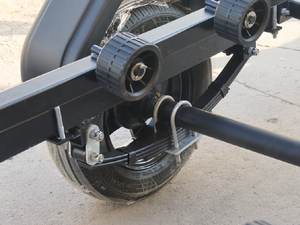 <span class=keywords><strong>Remorque</strong></span> de <span class=keywords><strong>bateau</strong></span> noire 420, jantes en aluminium de haute esthétique, directement de l'usine, nécessitant une personnalisation - Product Image 4