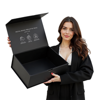 Boîte rigide magnétique LuxuryMatteBlackFlip avec impression personnalisée et graphiques intérieurs pour instrument de soin de la peau, emballage cadeau haut de gamme