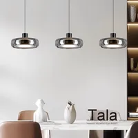Lustre en verre linéaire de style italien moderne Éclairage minimaliste de salle à manger de luxe et de petites îles Taille de la lampe moyenne