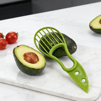 3-In-1 Groene Plastic Avocado Snijder Snijder Met Handgreep Handgreep Handmatige Bediening Logo Pp Fruit & Groente Gereedschap
