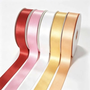 Cinta de Raso Clásica y Elegante de 4 cm para Decoración de Árboles de Navidad - Product Image 4