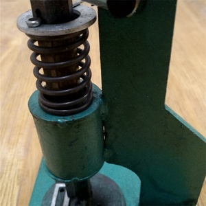 Outils <span class=keywords><strong>de</strong></span> poinçonnage <span class=keywords><strong>de</strong></span> verrouillage pour la fabrication <span class=keywords><strong>de</strong></span> portes <span class=keywords><strong>de</strong></span> fenêtre en <span class=keywords><strong>pvc</strong></span> - Product Image 6