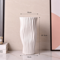 Ensemble de 3 vases en céramique côtelée couleur liège, lignes ondulées, style moderne minimaliste, finition mate, sculpturale, pour décoration de salon, fleurs séchées, cadeau