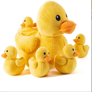 Venta al por mayor personalizable amarillo pato momia <span class=keywords><strong>cinco</strong></span> <span class=keywords><strong>patitos</strong></span> peluche almohada súper suave felpa forro de malla lindas bolsas cremallera modelo caliente - Product Image 1