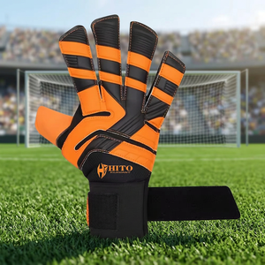 Guantes de Portero de Fútbol de Látex Alemán Negros y Naranjas de Diseño Personalizado, con Palma Plana de Látex Alemán de 4 mm y Correa con Relieve - Product Image 5