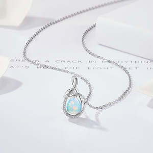 Collier avec pendentif en opale en forme de goutte d'eau en argent Sterling S925 pour femmes, chaîne de clavicule haut de gamme, cadeau de vacances, bijoux élégants en argent - Product Image 5