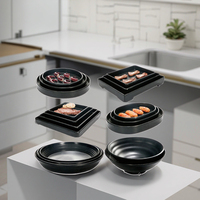 Assiette de service rectangulaire empilable en mélamine noire pour restaurants de hot pot, design moderne, pour homard et poisson, en plastique, certifiée ISO9001
