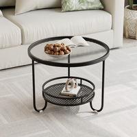 Table basse moderne en verre double couche avec rangement et structure métallique pour petits appartements