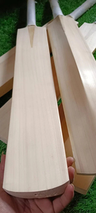 Bâton de cricket en saule anglais ROMAN TROOPS, qualité supérieure, fabriqué sur mesure, qualité supérieure, durable, bord épais, léger, cuir, tout - Product Image 4