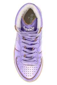 Sélection minutieuse Designer Diadora Mi Basket Baskets en cuir grainé violet métallisé avec lacets violets - Product Image 4