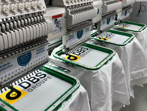 Máquina de Bordar Computarizada Automática de Alta Precisión Dahao de Una Cabeza para el Hogar, Área de Bordado de 800x1200 mm, 1 Año de Garantía - Product Image 4