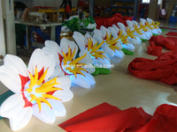Jenor Nouvelle chaîne de fleurs gonflables roses avec lumière pour décoration d'entrée de fête de mariage