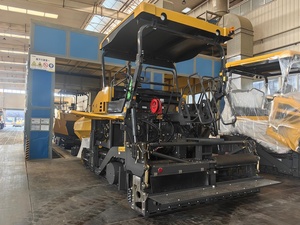 Productos Más Vendidos: Máquina de Pavimentación de Alto Rendimiento Rp903 con Capacidad de 900t/h, Ancho de Pavimentación de 3-9m, Accionamiento Hidráulico Completo para Carreteras - Product Image 3
