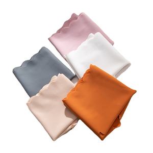 Culottes sans couture confortables et sexy à bordure festonnée/à volants, vente en gros du fabricant - Product Image 1