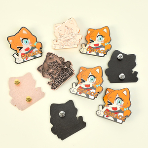 Vograce op maat gemaakte glitter hard-emaille pin, zachte emaille revers pin, cartoon metalen badge, verguld emaille pin op maat - Product Image 5