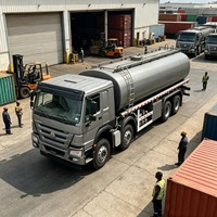 Promotion : Camion-citerne SINOTRUK HOWO 8X4 pour le transport de carburant en Afrique, réservoir scellé antistatique, étanche, grande capacité de chargement