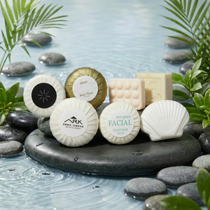 Savons jetables économiques conformes RoHS, personnalisables 15g/20g/25g/30g, savon d'hôtel en gros, savon de voyage, articles de toilette de base pour hôtels - Product Image 1