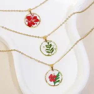 Handmade Dried Flower Eternal Rose Necklace Dainty Colorful Metal Dried Flower Floral Pedant Necklace For Women