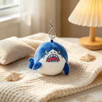 Nouveau Porte-clés en peluche requin réaliste et amusant, personnalisable en gros, pendentif sportif moelleux, petit ornement suspendu de qualité supérieure