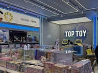 Magasin de jouets magasin de jouets présentoirs intérieurs vitrine en verre avec lumières led