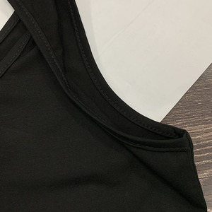 Canotta da donna personalizzabile in cotone pettinato ringspun 100% con stampa, scollo quadrato, orlo curvo, senza maniche, vestibilità aderente - Product Image 4