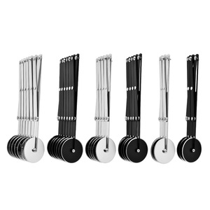 เครื่องตัดพิซซ่าสแตนเลสแบบขยายได้ ล้อหลายล้อ พับเก็บได้ สำหรับพิซซ่า ขนมปังปิ้ง แป้งทอด ลูกกลิ้ง 430 สแตนเลส - Product Image 2