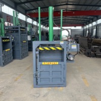 Presse à balles hydraulique pour tissus, machine à emballer les bouteilles de voiture et de plastique, machine à emballer les vêtements usagés et les déchets de papier