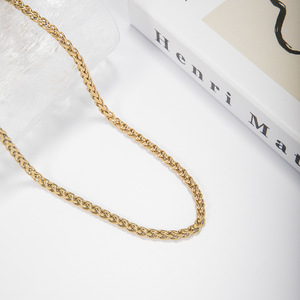Cadena de Acero Inoxidable Chapada en Oro de 18K, Diseño Spiga, Unisex, Impermeable, Hipoalergénica, Trenzada, Estilo Canasta, a la Moda - Product Image 5