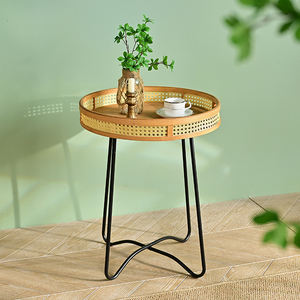 Table basse en bambou et rotin tressé, style campagnard français, artisanale, décorative, durable, pour salon, avec pieds en métal - Product Image 3