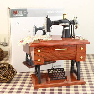 <span class=keywords><strong>Caja</strong></span> <span class=keywords><strong>de</strong></span> Música <span class=keywords><strong>de</strong></span> Piano, Gramófono Vintage Creativo, Adorno <span class=keywords><strong>de</strong></span> Escritorio, Material ABS, Nuevo Estilo Chino, Ambiente Festivo, Modelo <span class=keywords><strong>de</strong></span> Regalo para Vinoteca - Product Image 3