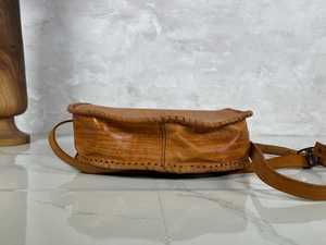 Sac bandoulière en cuir de qualité supérieure, parfait pour un usage quotidien, les voyages ou le travail, avec une finition lisse, du cuir durable, plusieurs poches - Product Image 4