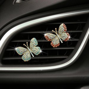 Y-1101 Clip de décoration papillon coloré incrusté de diamants pour diffuseur de parfum de voiture et grille d'aération de climatiseur - Product Image 1