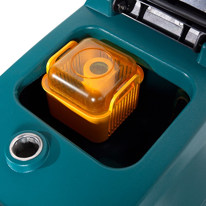 hospital cleaning machinery