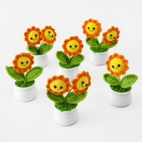 Tournesol souriant réaliste en fil tricoté à la main en pot - A remporté la première place pour la Journée des enseignants