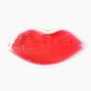 Chine compresse froide Mini gel de beauté en forme de lèvre sac de glace pour les lèvres personnalisé avec des paillettes
