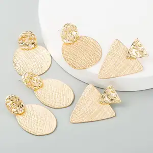 Pendientes de diamantes de imitación geométricos de aguja de plata dorada, de buena calidad, venta al por mayor de fábrica