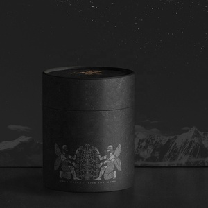 Vasos de Papel Cilíndricos Ecológicos Negros con Diseño de Figuras Antiguas Grabadas, de Primera Calidad, en Oferta - Product Image 5