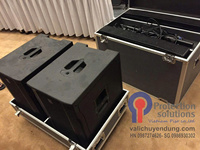 Rugged Musical Instrument Flight Case with 4 Wheels and Sturdy Plywood Frame for Audio Mixer and Sound System Hardware