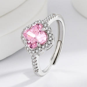 Кольцо регулируемое из меди без свинца и никеля с розовым фианитом огранки «лед», в форме четырехлистного клевера, для помолвки и свадьбы, от производителя ювелирных изделий - Product Image 4