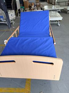 <span class=keywords><strong>Lit</strong></span> électrique en bois massif pour la réadaptation des personnes âgées - Product Image 4