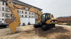 Excavadora de segunda mano Cat320C de 20 toneladas, fácil de controlar, en oferta a bajo precio, disponible en stock con entrega rápida. - Product Image 2
