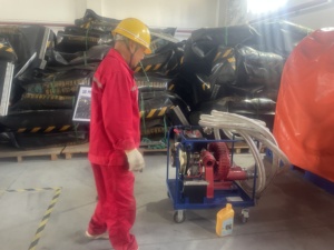 Trên tàu triển khai nhanh chóng bơm hơi nổi tràn bùng nổ Reel cho ngoài khơi tràn ngăn chặn - Product Image 3