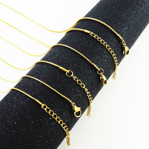 Collar de Acero Inoxidable con Diseño de Espina de Serpiente, Cadena de Clavícula en Oro de 18k, Joyería de Moda Unisex, Regalo - Product Image 1